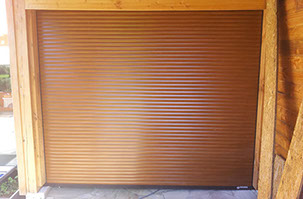 installation porte de garage extérieure à nantes